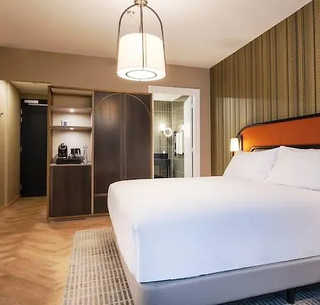 Hotell Doubletree By Hilton