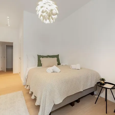 Sweett - Saint Bernard Brüssel