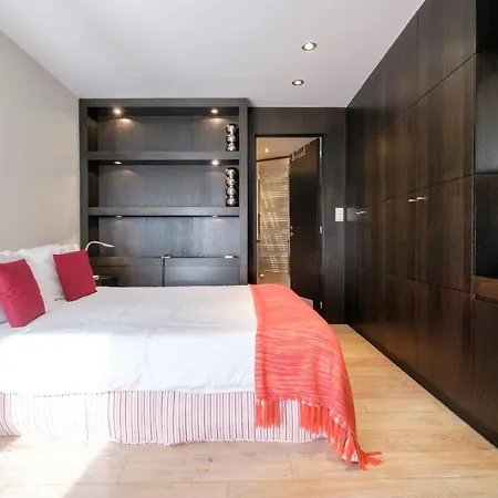 The Parliament Flats *