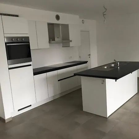 Appartement Appart Neuf Pret De L'otan Brussel