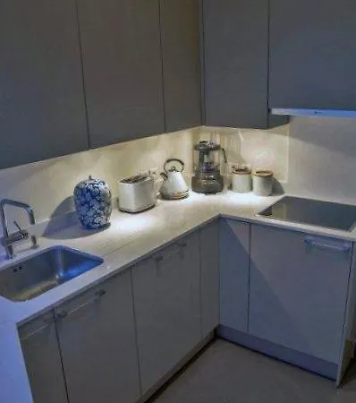 Gezellig Appartement In Brussel * Brussels