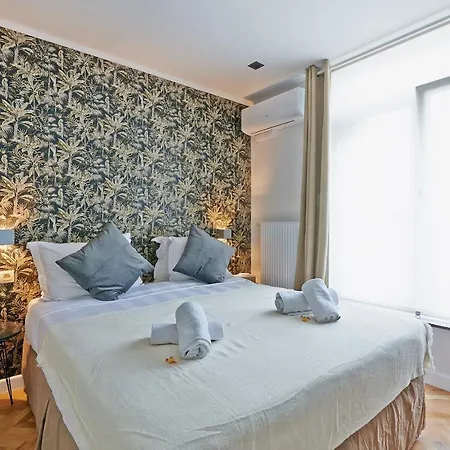 Suite *