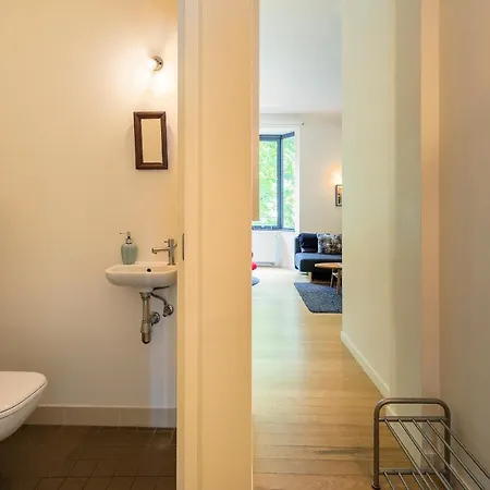 Suberb * Βρυξέλλες