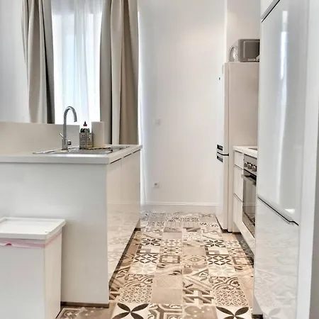 1Bedroom Bright Topspot, Great View! City Center