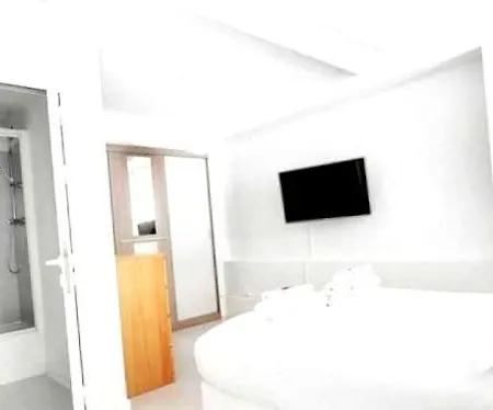 Luxurious Apartments Apartman Brüsszel