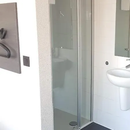 Twin Room With Two Single Beds Bruxelles