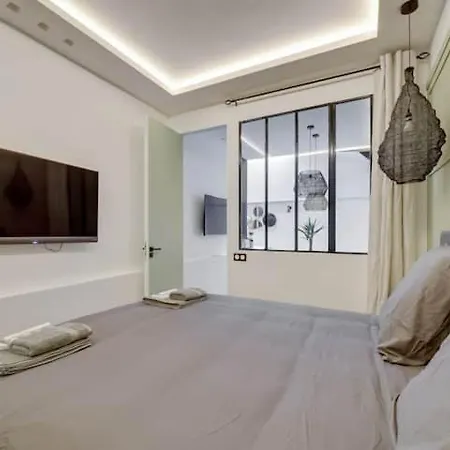 Apartman Luxurious Apartment For 4 Persons