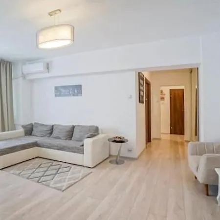 Comfortable Apartment For 5 People Apartment *