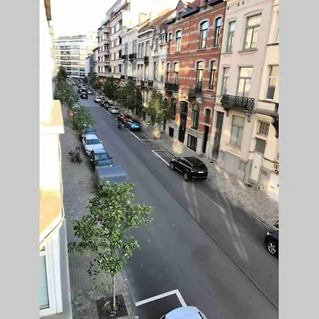 Apartamento Lovely One Bedroom Condo In The Heart Of Ixelles *