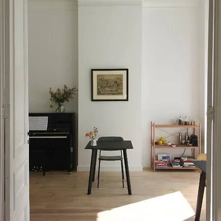 Canopee Guesthouse Bed & Breakfast Ixelles