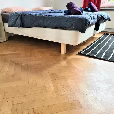 - Eu Commission 4 Bedrooms And Garden Barbecue Bruselas