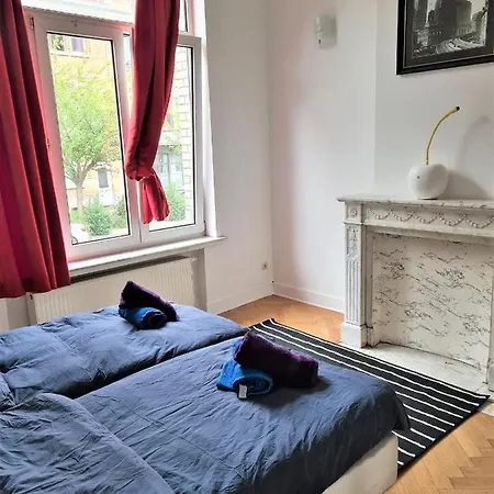 - Eu Commission 4 Bedrooms And Garden Barbecue Apartamento