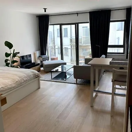 Modern Quiet Studio With All Facilities Holiday home