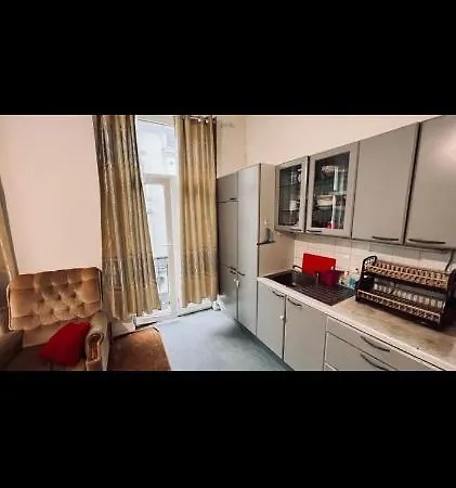 Bel Avec Bain A Remous Au Centre * 布鲁塞尔
