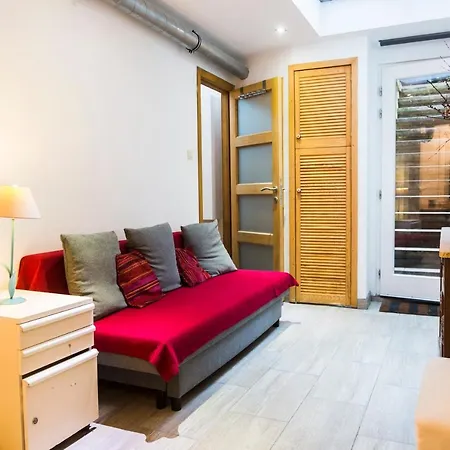 Apartment Flagey Garden
