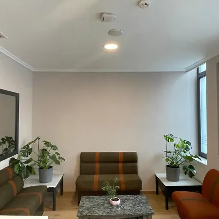 Continental Hotel 2*