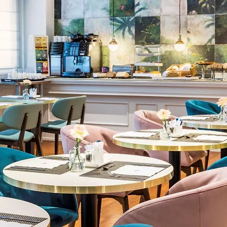 Nh Stephanie Hotel 4*