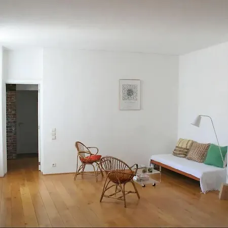 Chambre Dans Un Appartement De Charme Au Coeur De Bruxelles Bruxelles