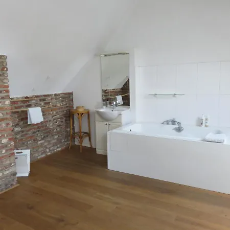 Chambre Dans Un Appartement De Charme Au Coeur De Bruxelles * Brussels