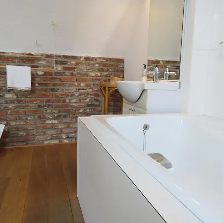 Chambre Dans Un Appartement De Charme Au Coeur De Bruxelles * Brussels