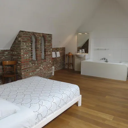 Chambre Dans Un Appartement De Charme Au Coeur De Bruxelles * Brussels
