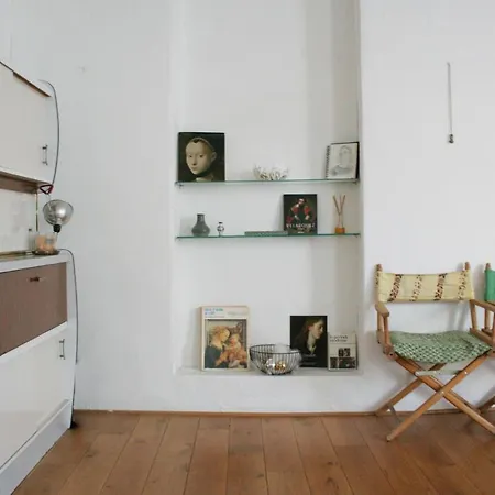 Chambre Dans Un Appartement De Charme Au Coeur De Bruxelles
