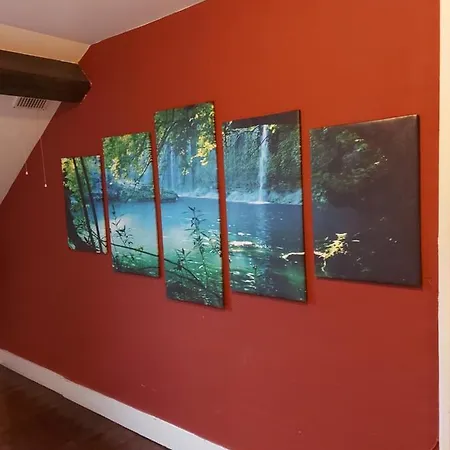 Logement Entier Dans Une Maison D'Artiste Апартаменты Брюссель