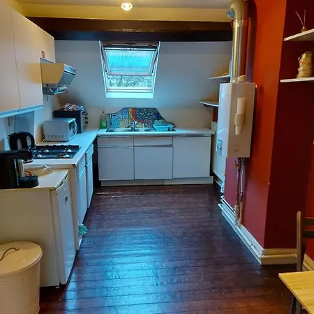 Logement Entier Dans Une Maison D'Artiste