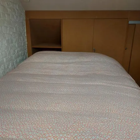 Logement Entier Dans Une Maison D'Artiste Apartman Brüsszel