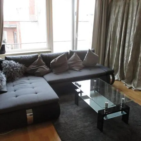 Vleurgat Apartment