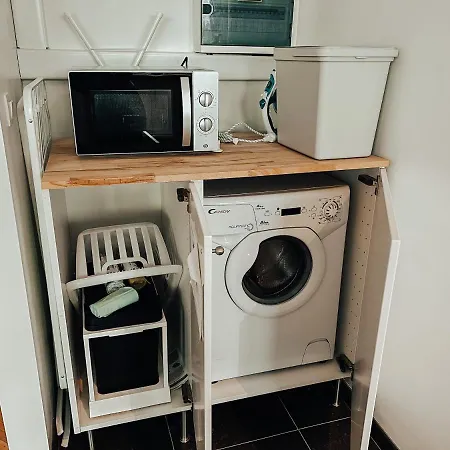 Cosy & Spacious Apt Apartment