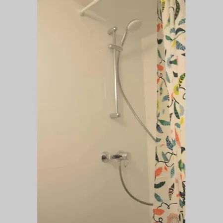 Nice Studio In Marolles דירה