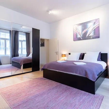 Appartement Comfortable City Center *