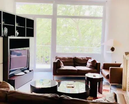 Lovely Flat Near Place Flagey
