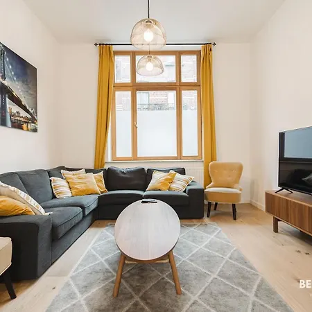 Maison Spacieuse De 6 Proche Gare Midi *