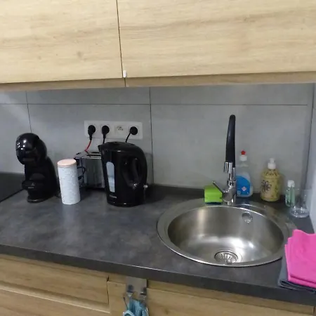 Superbe Au 1er Etage, Proche De La Gare Du Midi 아파트 브뤼셀