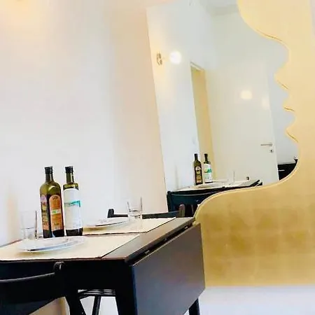 Lovely Flat Near Place Flagey Apartment