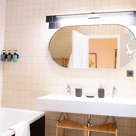 Apartment R213 Residences Botanique