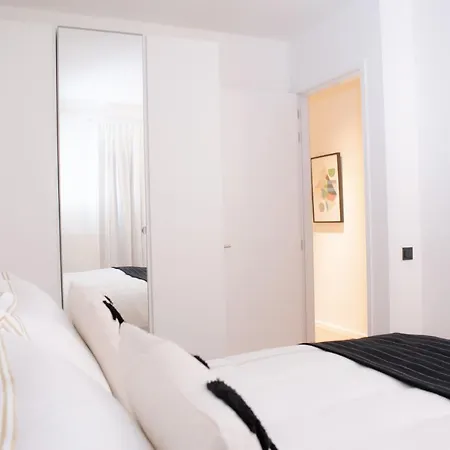 R213 Residences Botanique Apartman