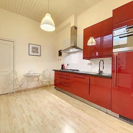 公寓 Brussels Center, Sainte-Catherine And Beguinage Sleeps 1-8P 布鲁塞尔