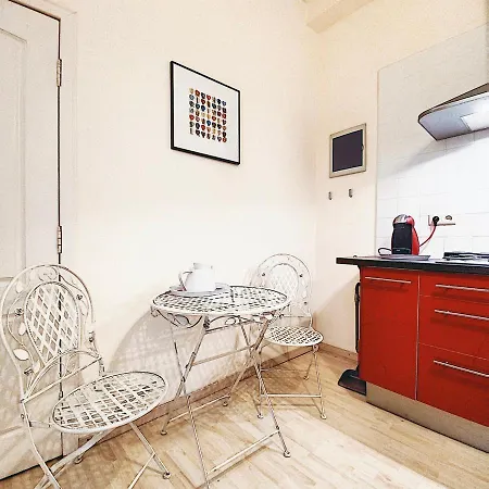 公寓 Brussels Center, Sainte-Catherine And Beguinage Sleeps 1-8P