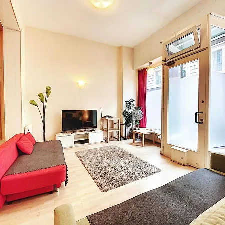 Brussels Center, Sainte-Catherine And Beguinage Sleeps 1-8P
