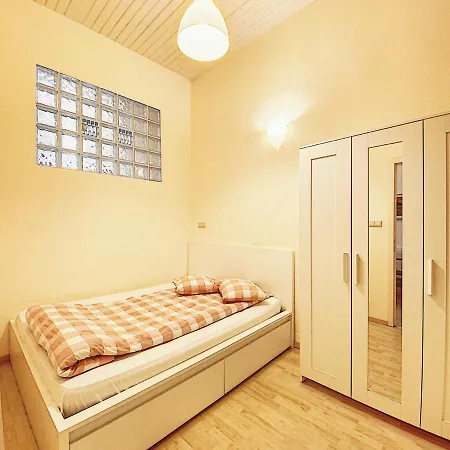 Brussels Center, Sainte-Catherine And Beguinage Sleeps 1-8P Apartmán Brusel