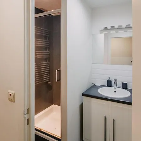 And Cozy In Apartahotel Bruselas