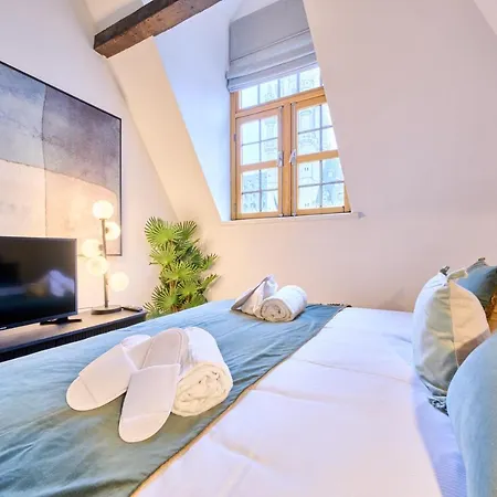 Apartment Maison Grand Place 6 *