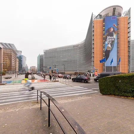 Sweett - Michel Ange ブリュッセル