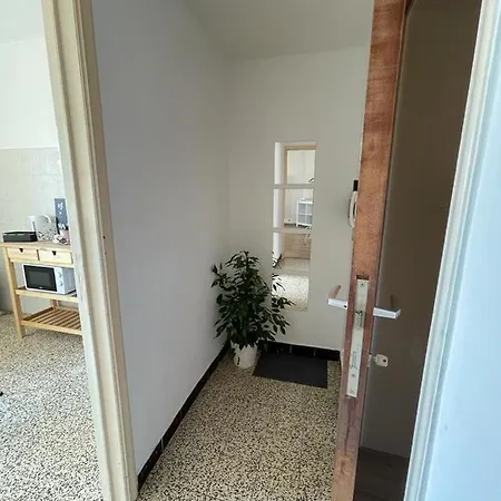 Dans Un Beau Quartier A Anderlecht Apartmán *