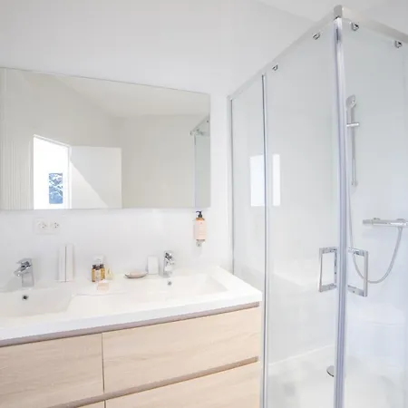 Sweett - Moliere Apartman