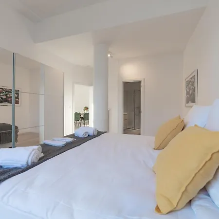 Sweett - Moliere * Brüsszel