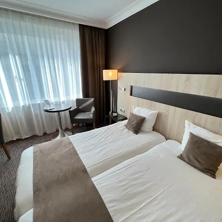 Western Royal Centre 3*